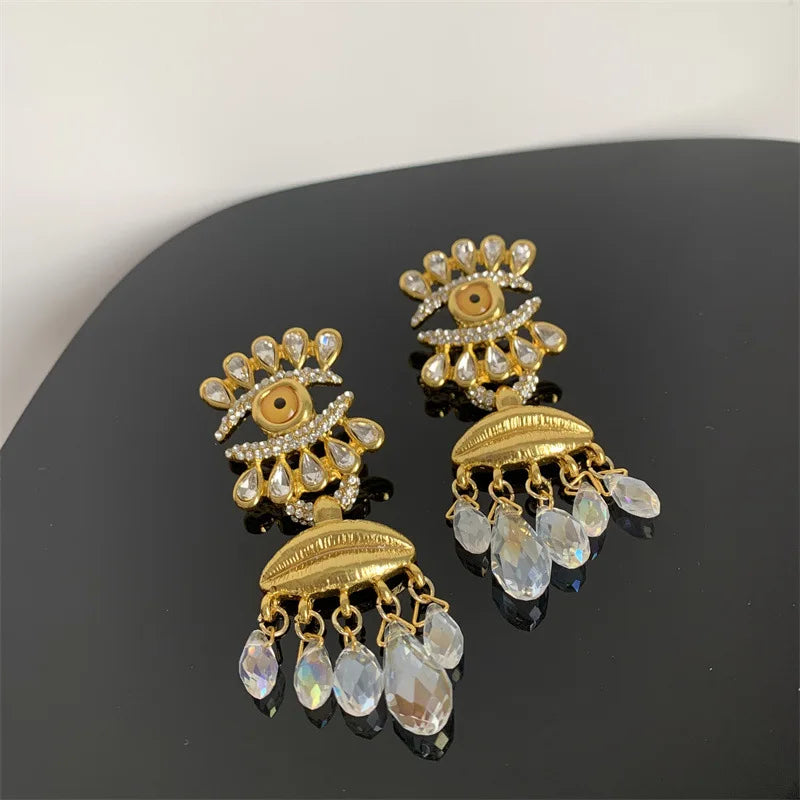 AVANT GARDE EARRING