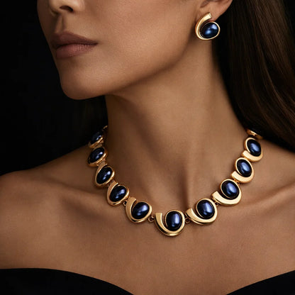 Vivienne Signature Pearl Set